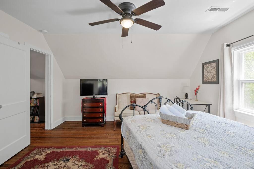 Private House + Yard Central Location To All Rva Richmond Exterior photo