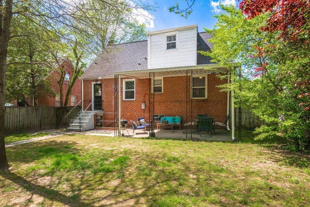 Private House + Yard Central Location To All Rva Richmond Exterior photo